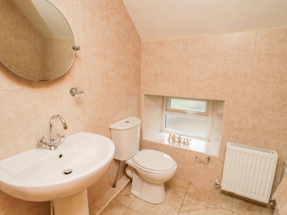 Barnaby Cottage Yarm Exterior photo